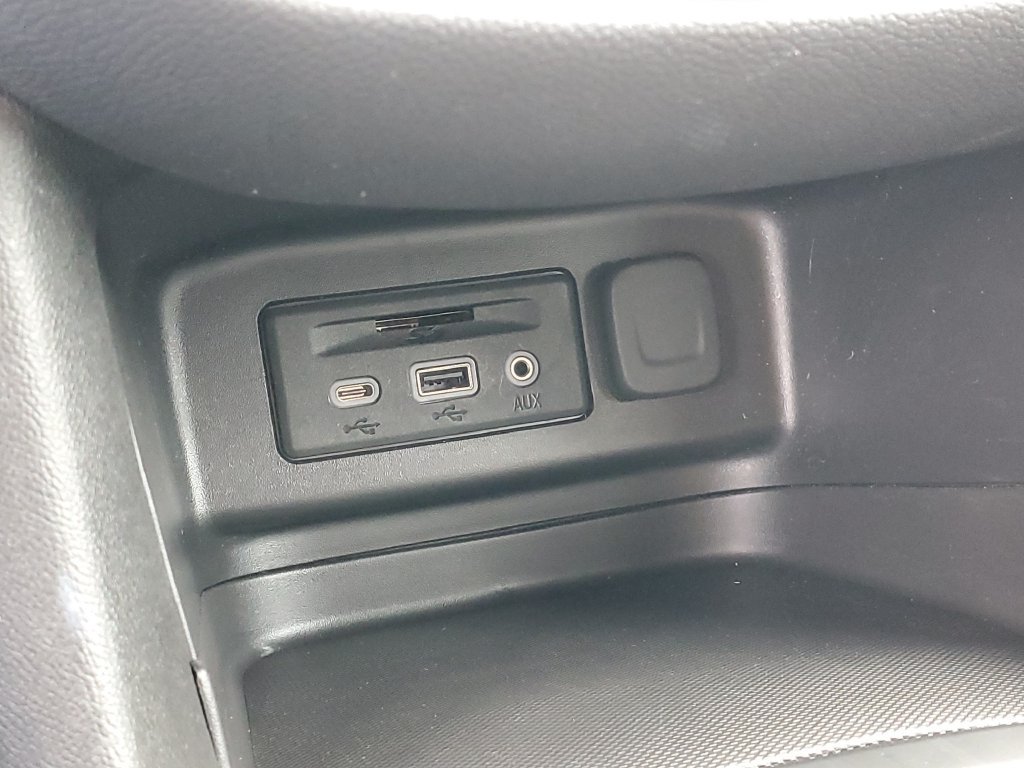 Used 2024 Chevrolet Equinox RS w/ RS Leather Package AWD/4WD image 17