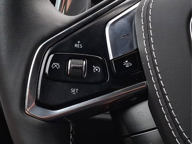 Used 2025 Chevrolet Corvette Stingray Preferred Cpe w/ Battery Protection Package RWD image 18