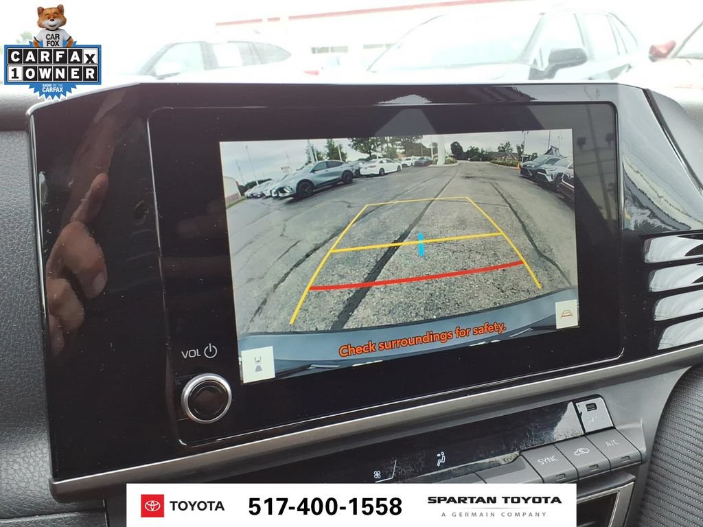 Used 2025 Toyota Camry SE FWD image 25