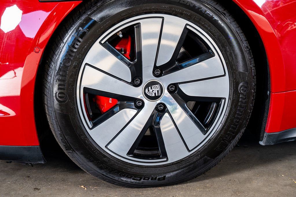 Used 2022 Porsche Taycan 4S image 10