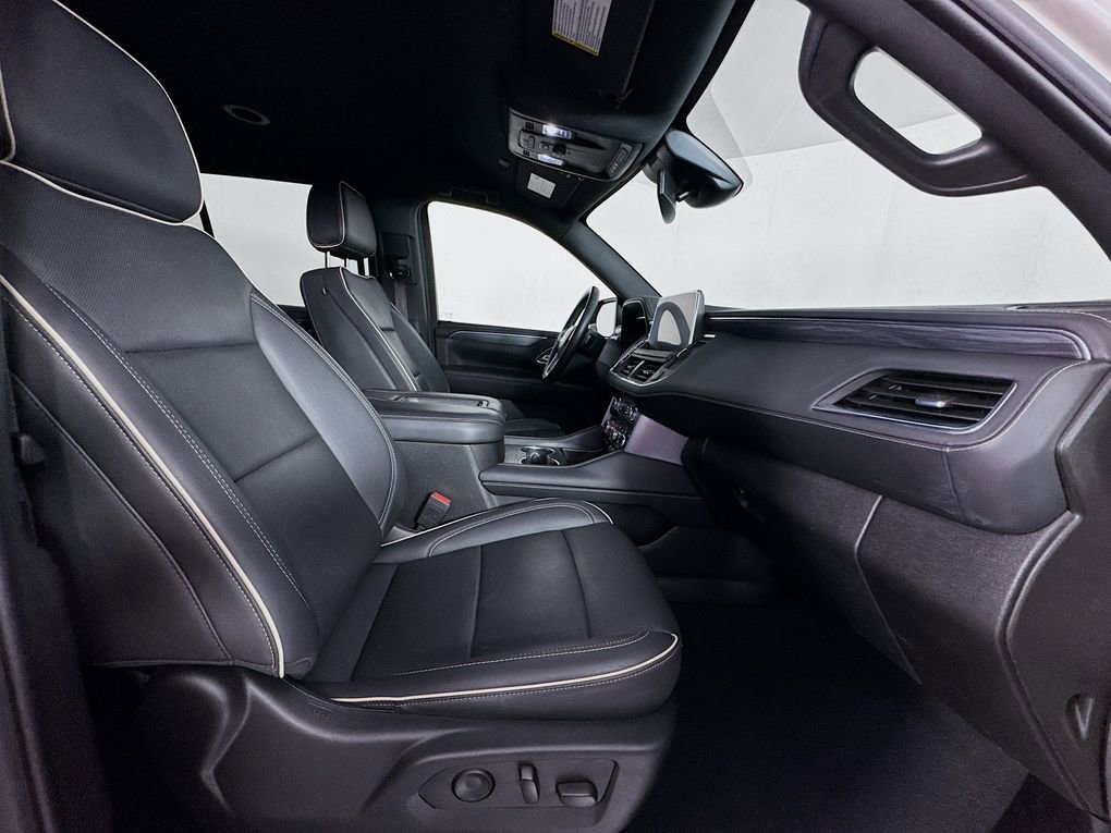 Used 2024 GMC Yukon SLT image 31