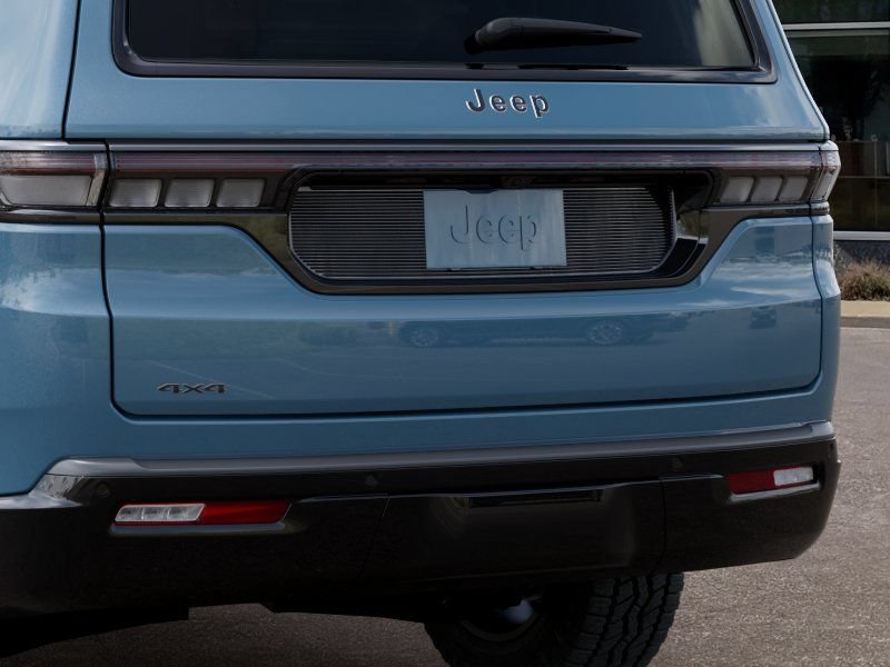 New 2026 Jeep Grand Wagoneer 4WD image 13