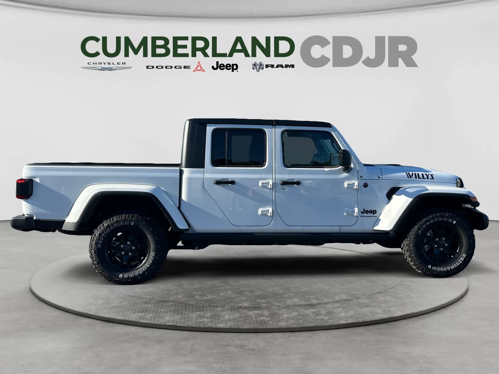 New 2025 Jeep Gladiator Sport AWD/4WD image 7
