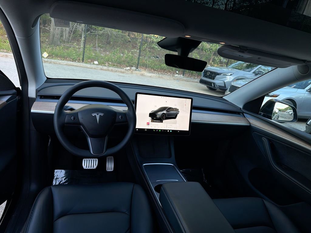 Used 2025 Tesla Model Y Performance AWD/4WD image 21