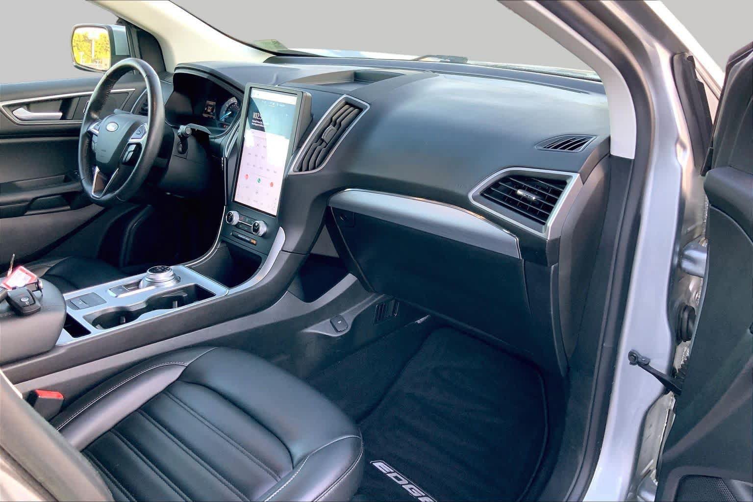 Certified 2022 Ford Edge SEL AWD/4WD image 17