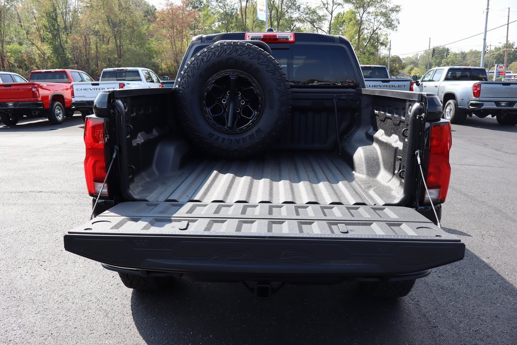 New 2026 Chevrolet Colorado ZR2 w/ ZR2 Bison Edition image 9