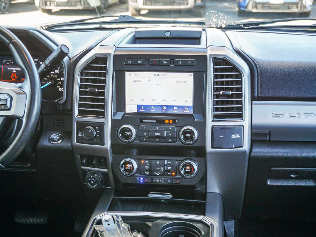 Used 2020 Ford F250 Platinum w/ FX4 Off-Road Package AWD/4WD image 16