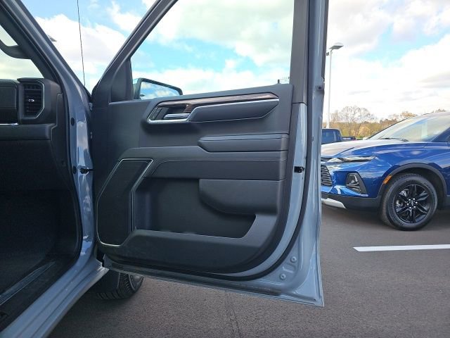 Used 2024 Chevrolet Silverado 1500 LT image 27