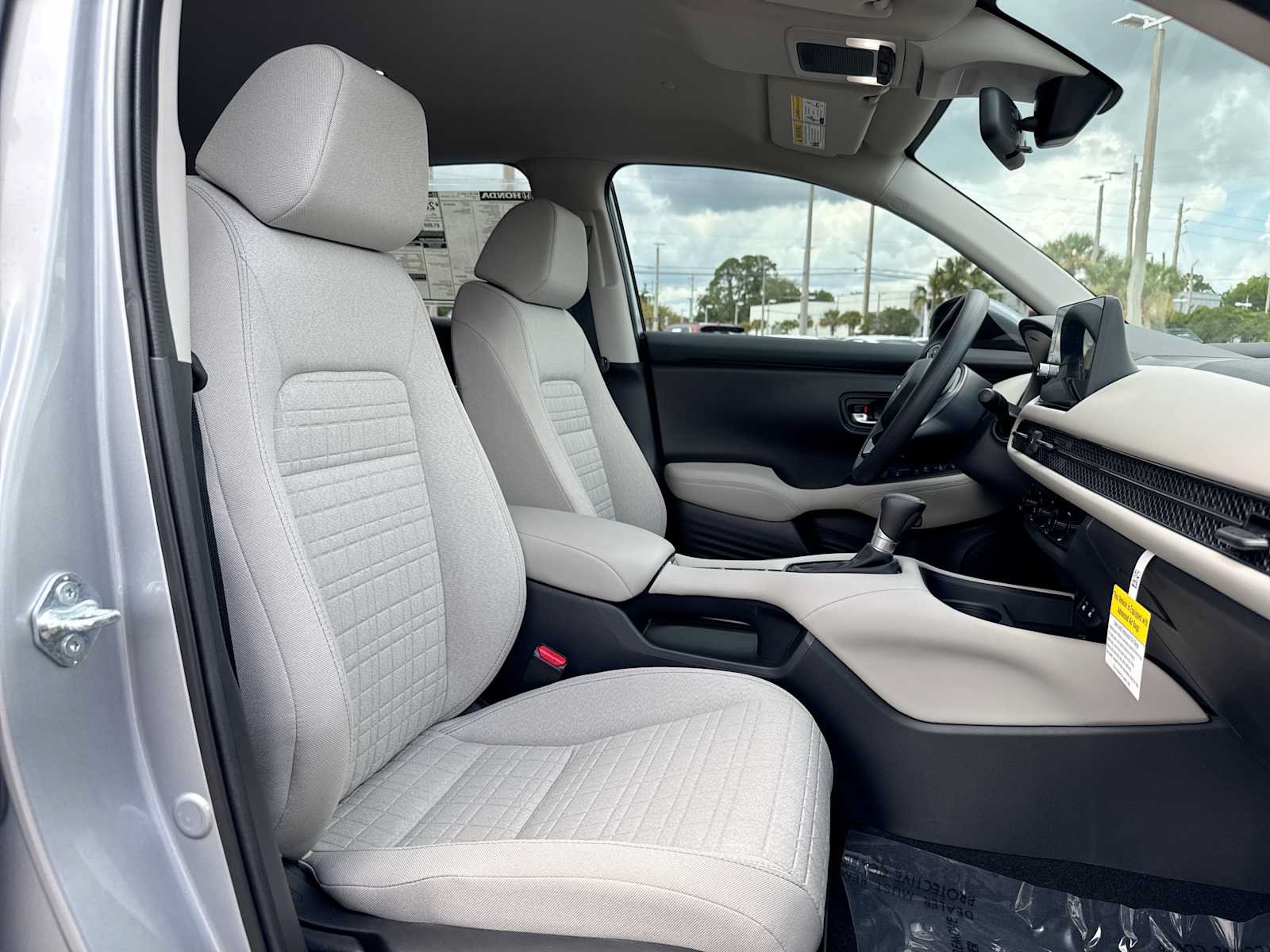 New 2027 Honda HR-V LX image 25