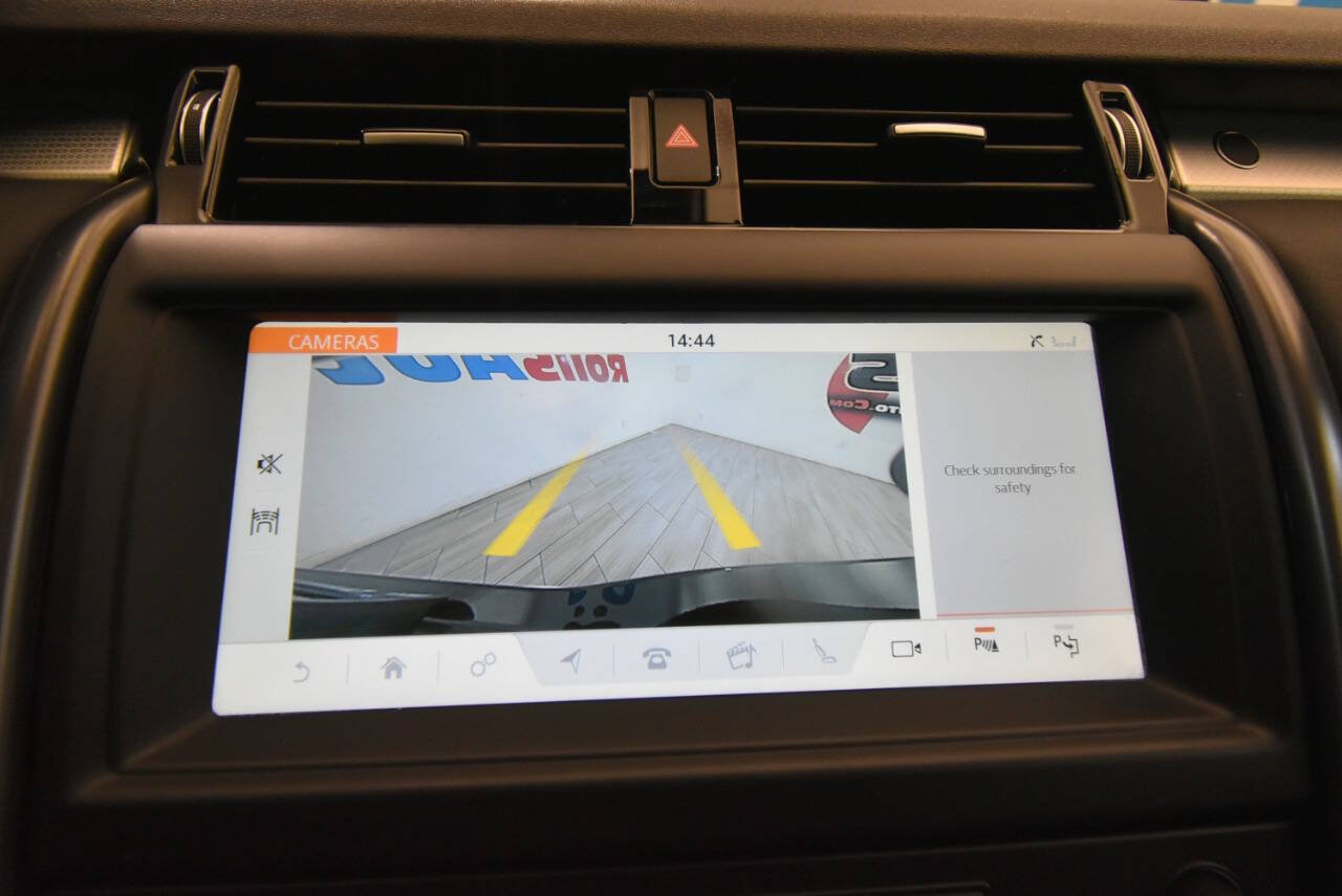 Used 2020 Land Rover Discovery Landmark AWD/4WD image 27