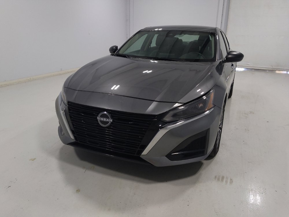 Used 2024 Nissan Altima 2.5 SV AWD/4WD image 15