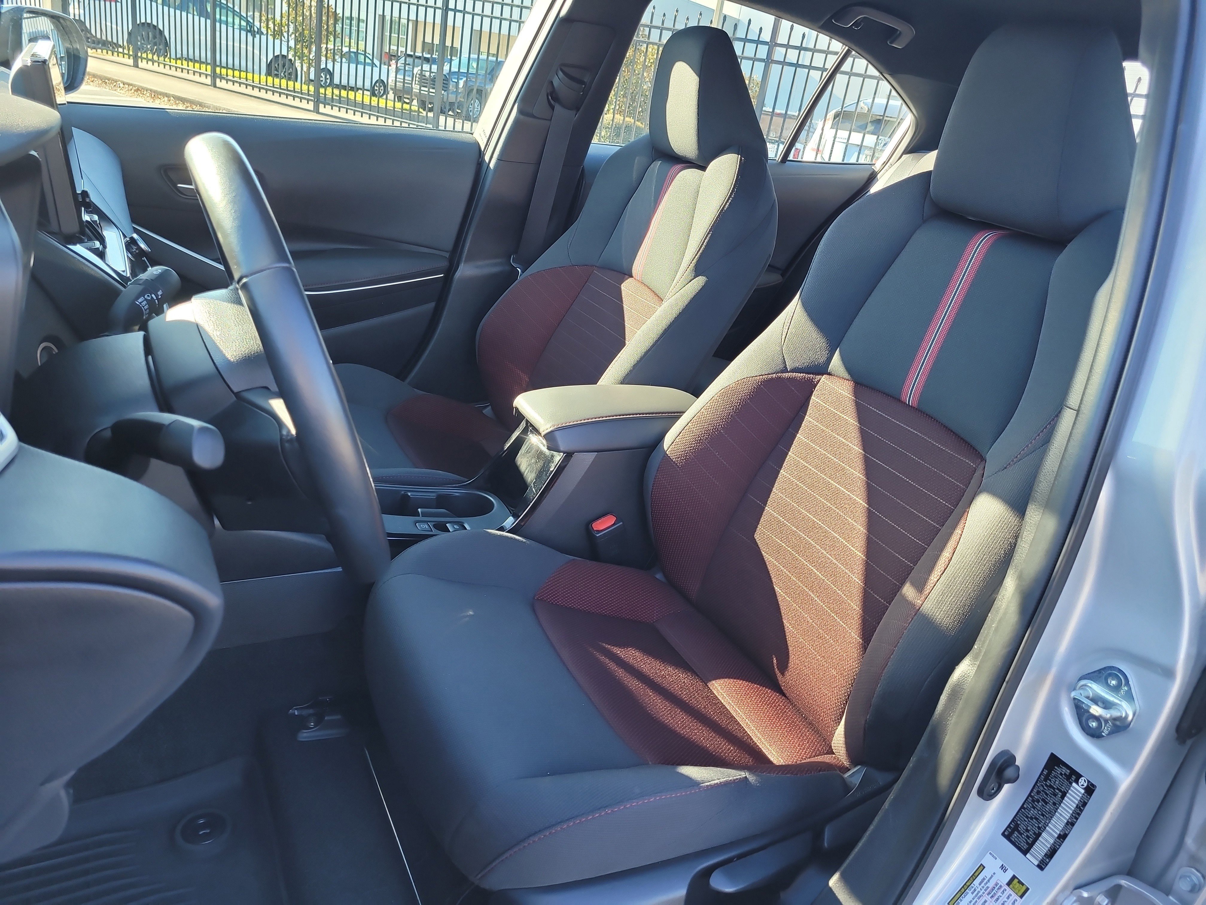 Certified 2025 Toyota Corolla SE image 19