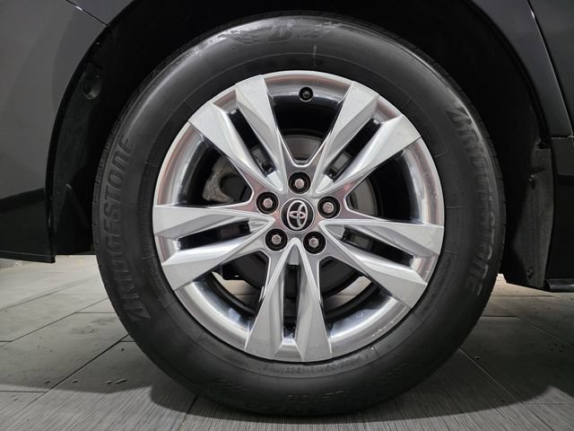 Used 2024 Toyota Sienna Limited AWD/4WD image 24
