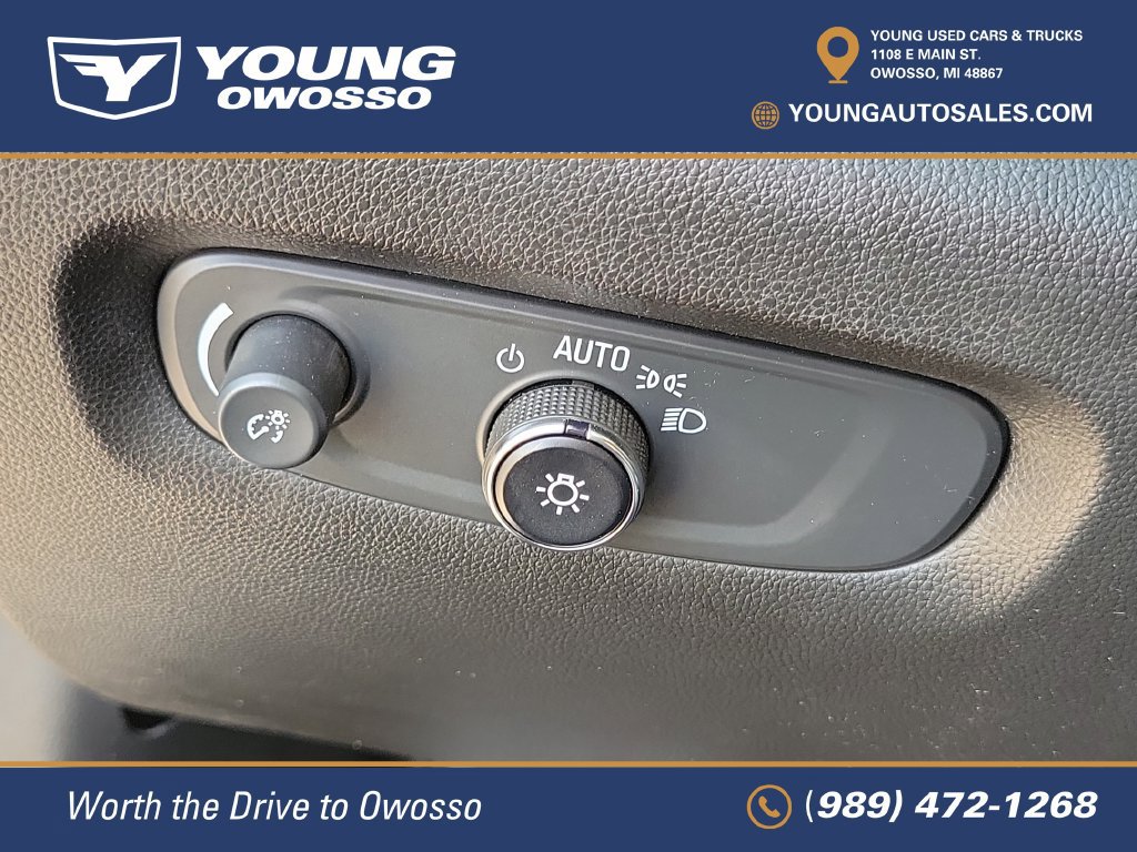 Certified 2023 Chevrolet Traverse LT FWD image 9
