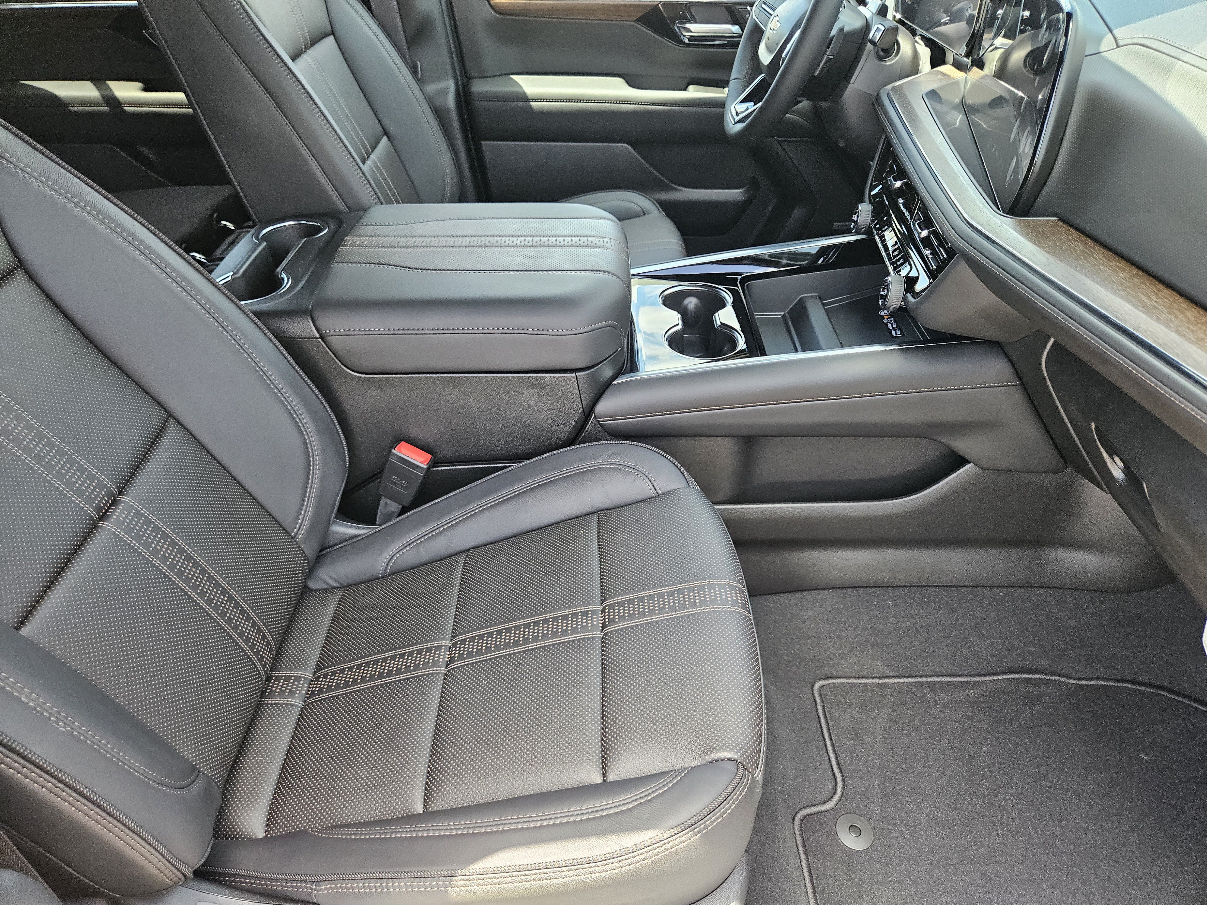 New 2026 Chevrolet Tahoe High Country AWD/4WD image 10