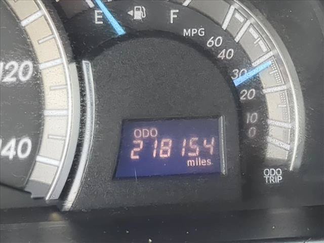 Used 2012 Toyota Camry SE FWD image 11