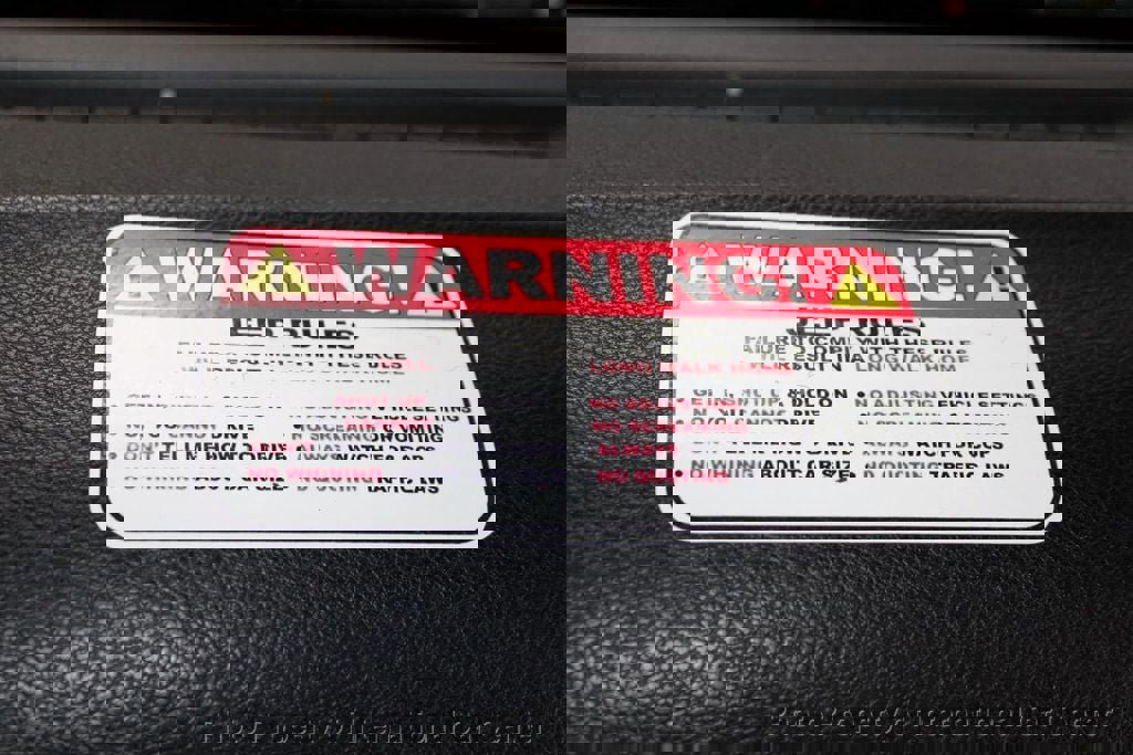 Used 2015 Jeep Wrangler Unlimited Sahara w/ Dual Top Group image 18