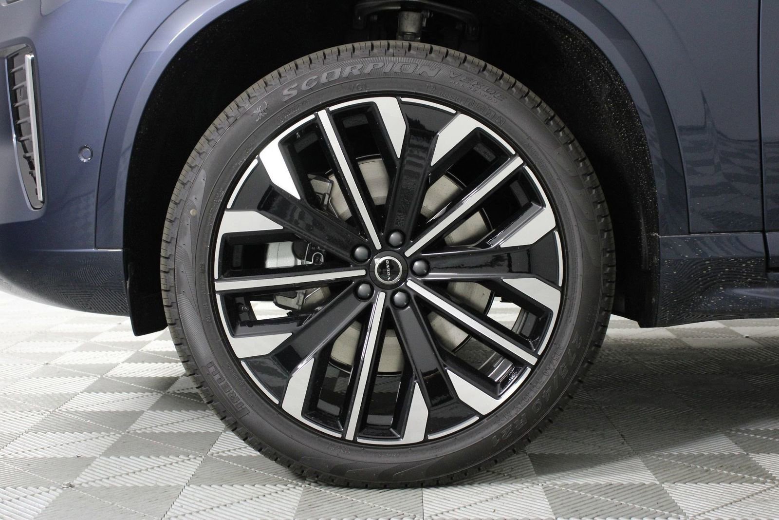 New 2026 Volvo XC90 T8 Ultra image 13