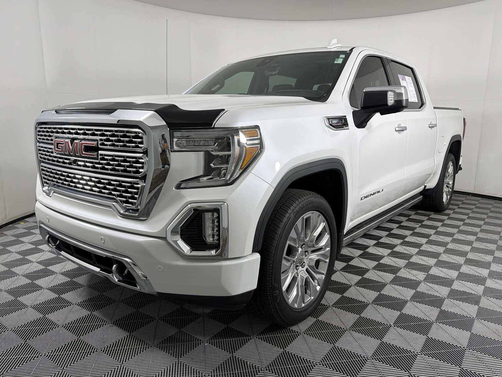 Used 2020 GMC Sierra 1500 Denali w/ Denali Ultimate Package AWD/4WD image 3