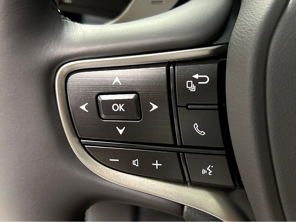 New 2025 Lexus ES 350 w/ Premium Package image 12