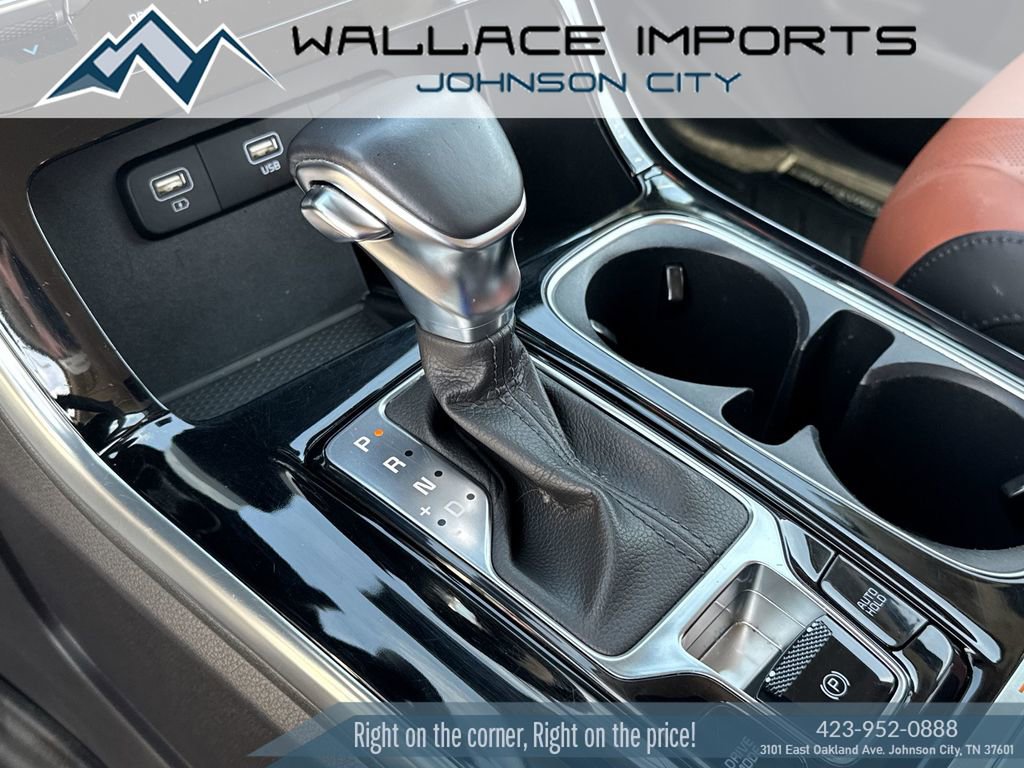 Used 2022 Kia Carnival SX FWD image 16
