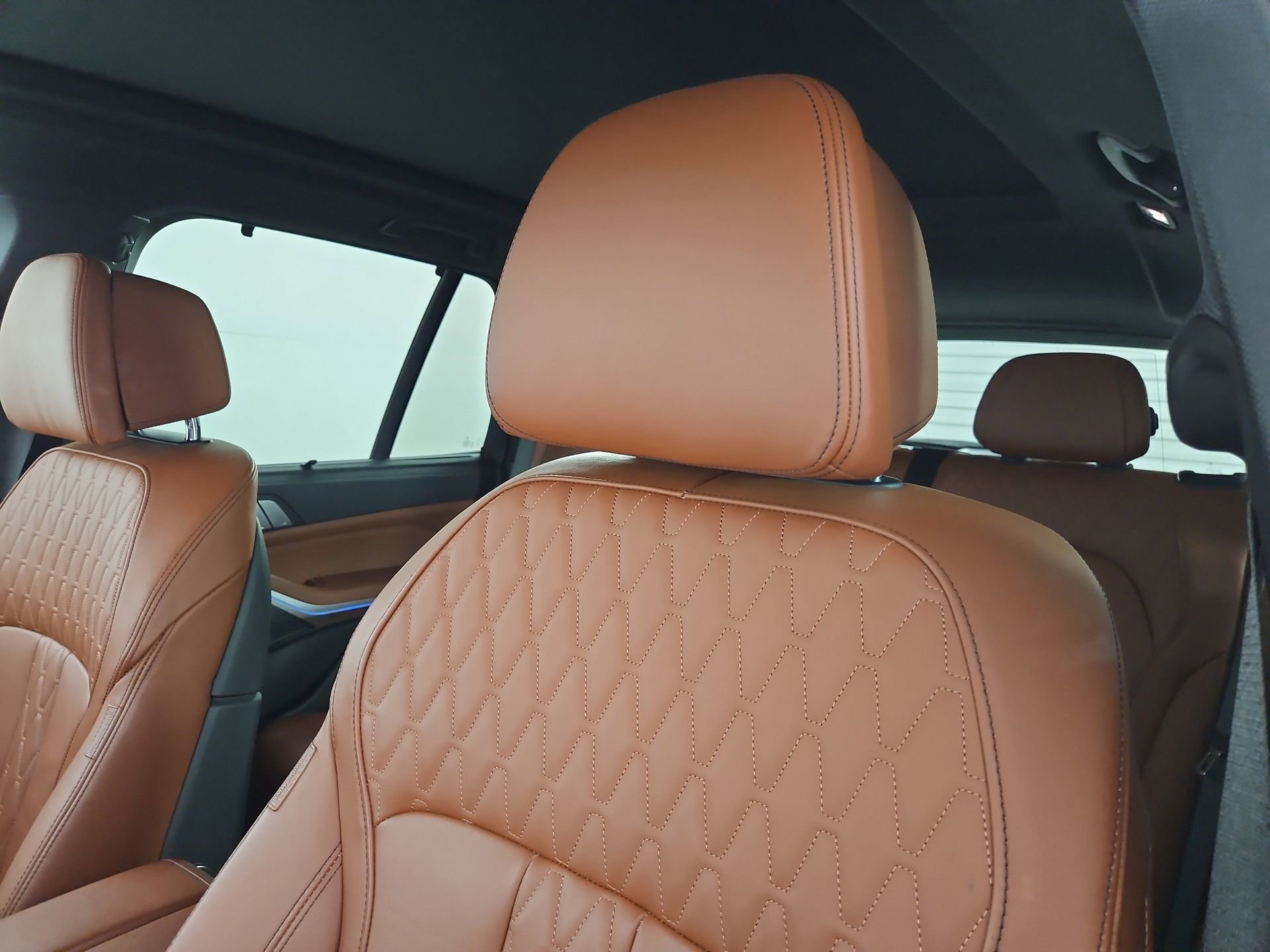 Used 2022 BMW X5 xDrive45e w/ M Sport Package AWD/4WD image 18