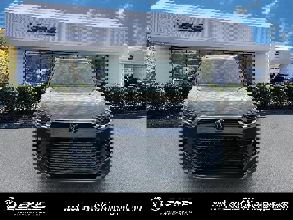 Used 2024 Toyota Grand Highlander AWD image 8