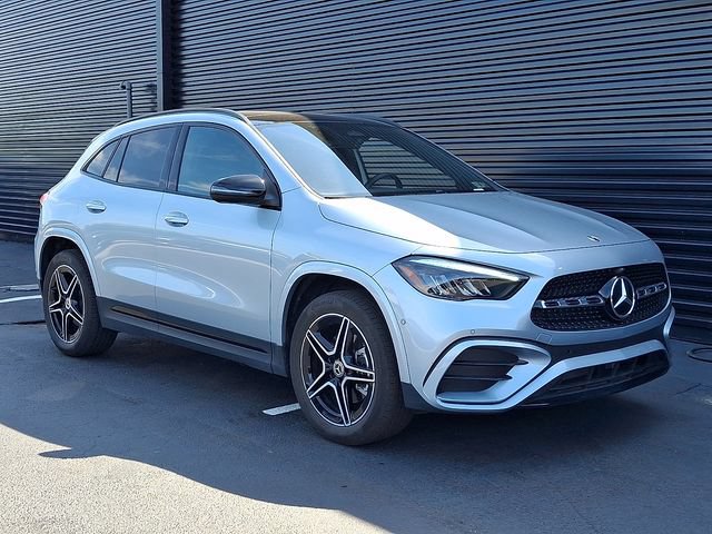 Used 2025 Mercedes-Benz GLA 250 4MATIC image 9
