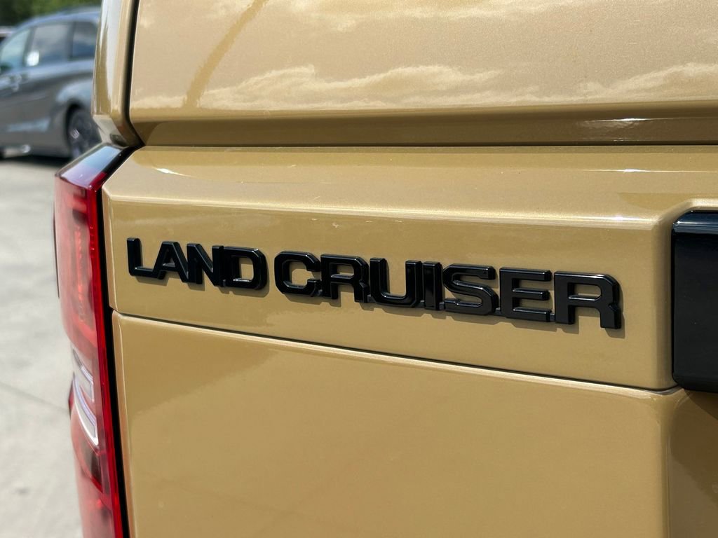 Used 2024 Toyota Land Cruiser w/ Premium Package image 13