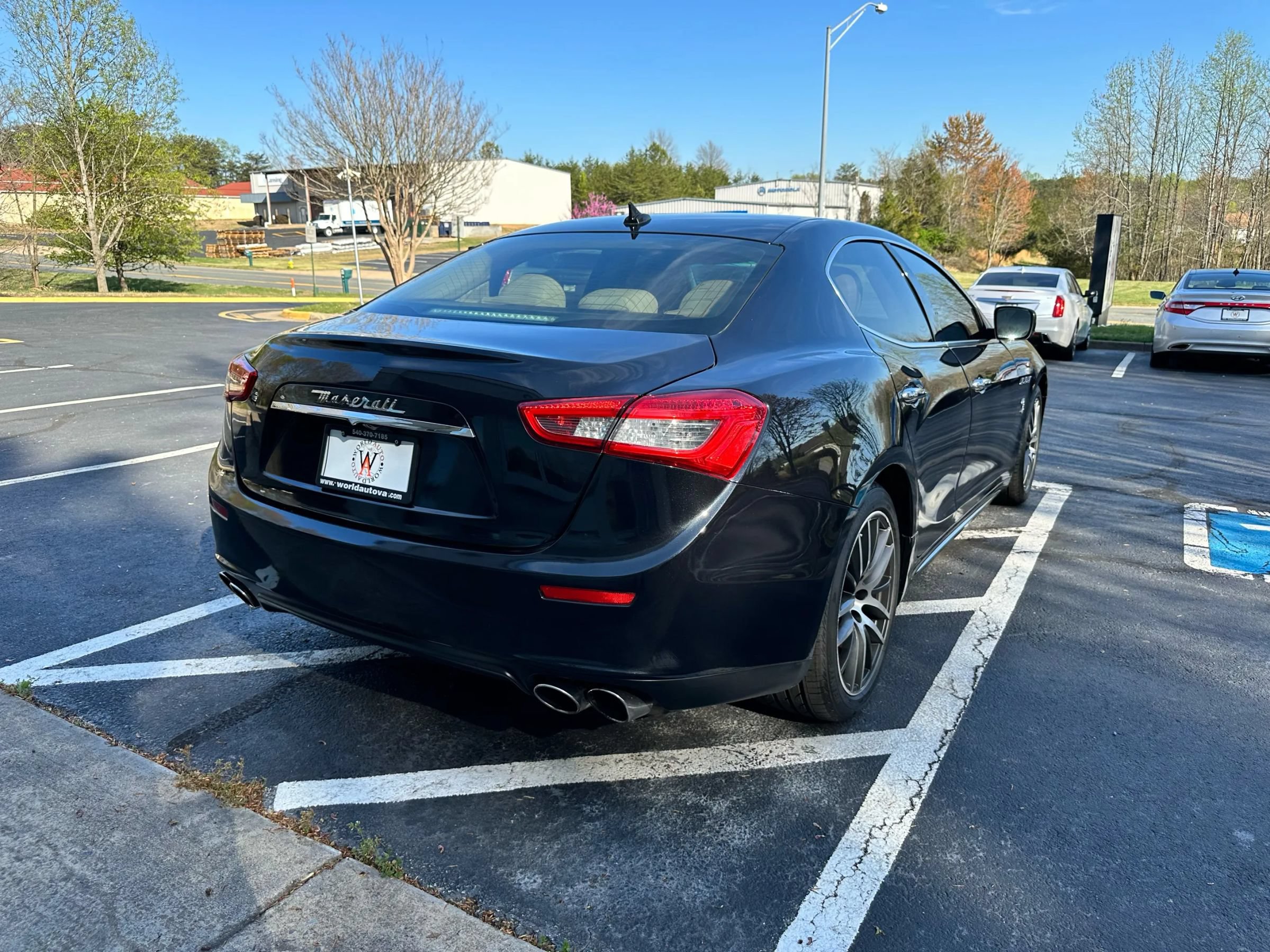 Used 2015 Maserati Ghibli RWD image 8