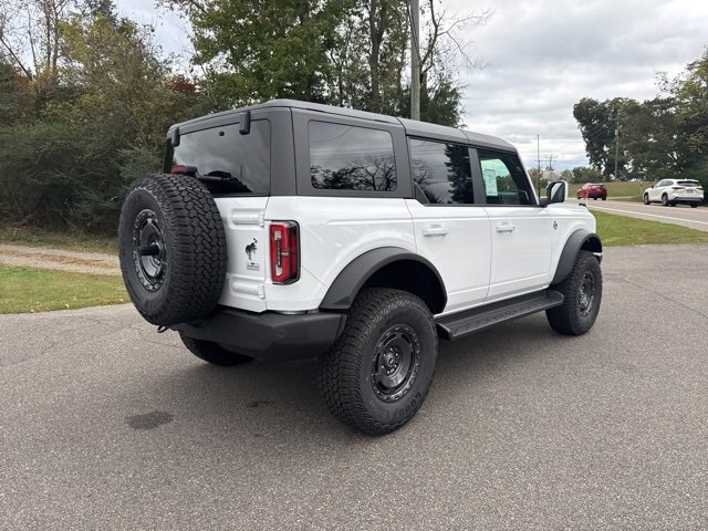 New 2025 Ford Bronco Outer Banks w/ Sasquatch Package image 6