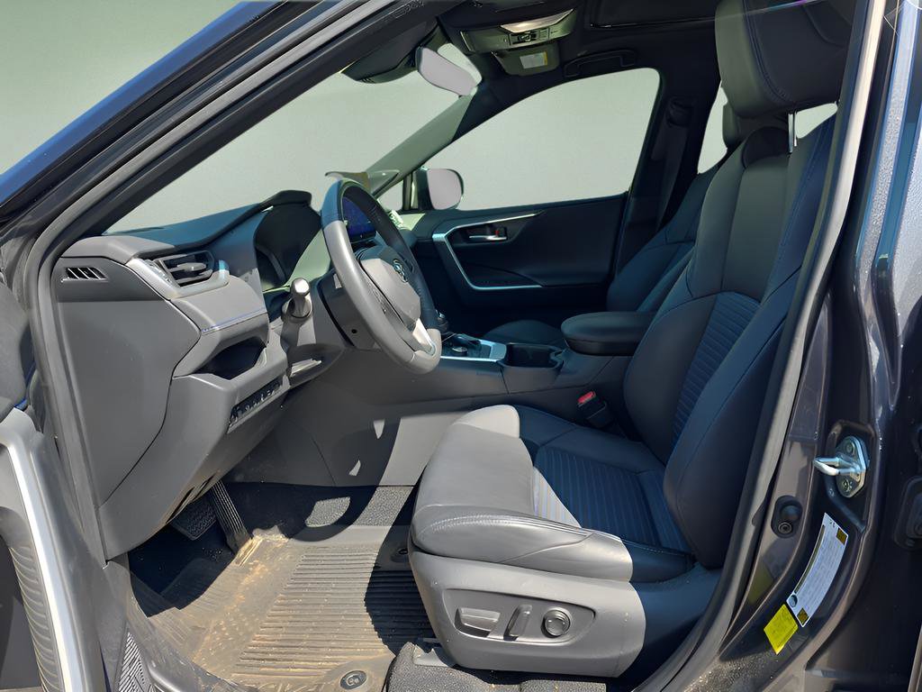 Used 2024 Toyota RAV4 XSE image 10