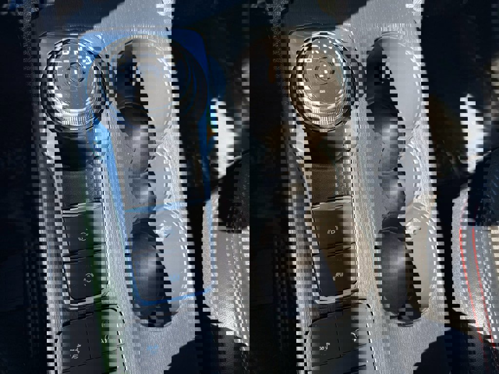 Used 2024 Ford Escape ST-Line w/ Cold Weather Package image 17