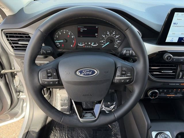 Used 2022 Ford Escape SE w/ SE Sport Appearance Package image 24