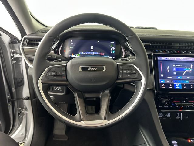 Used 2023 Jeep Grand Cherokee 4WD 4xe image 14