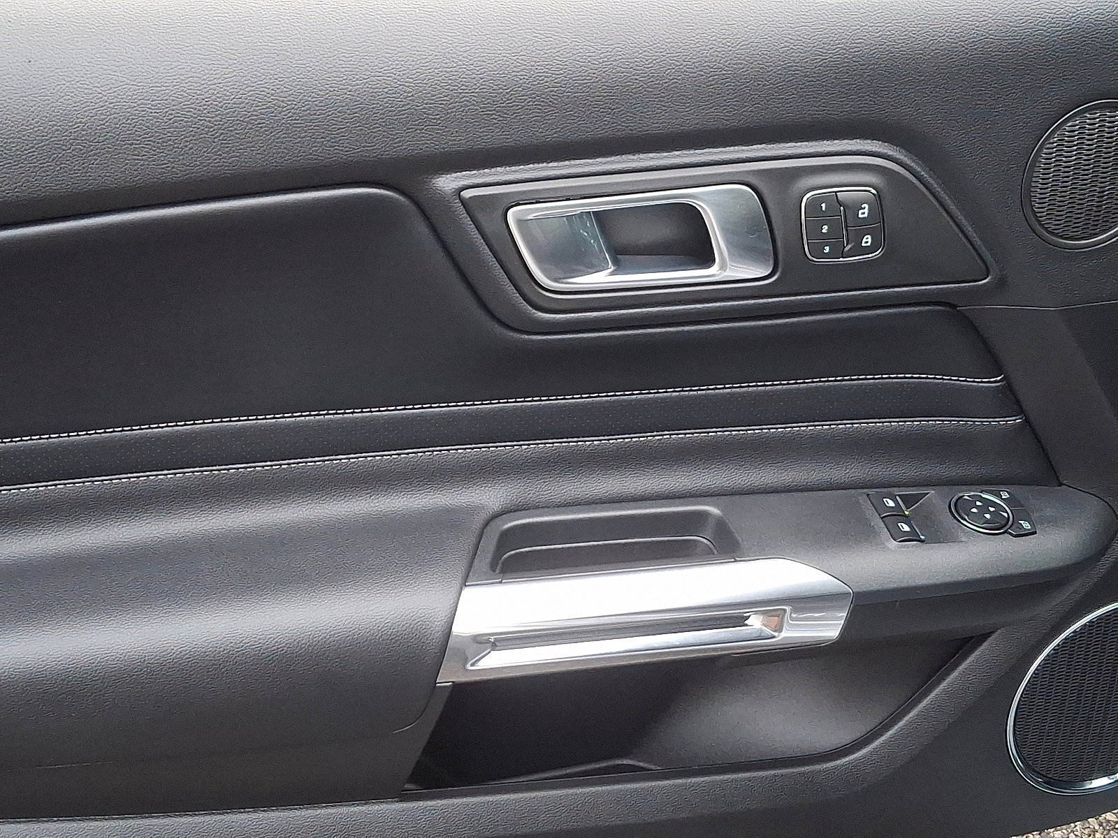 Used 2020 Ford Mustang GT Premium w/ Equipment Group 401A image 12