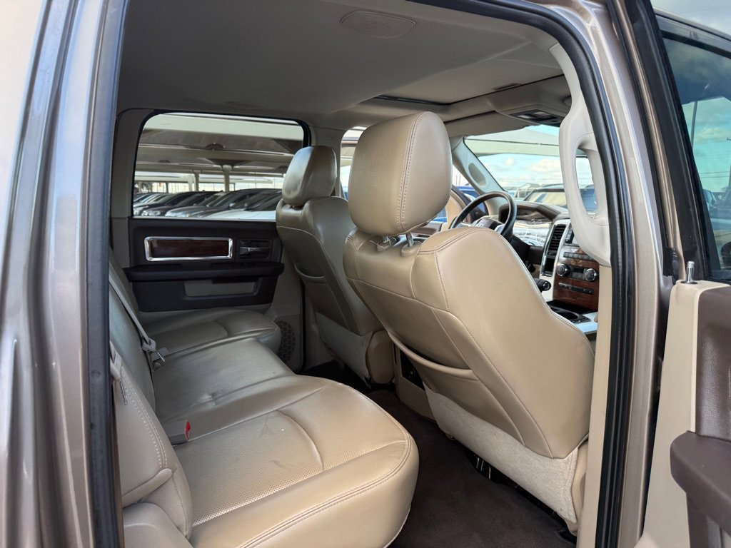 Used 2009 Dodge Ram 1500 Truck Laramie image 18