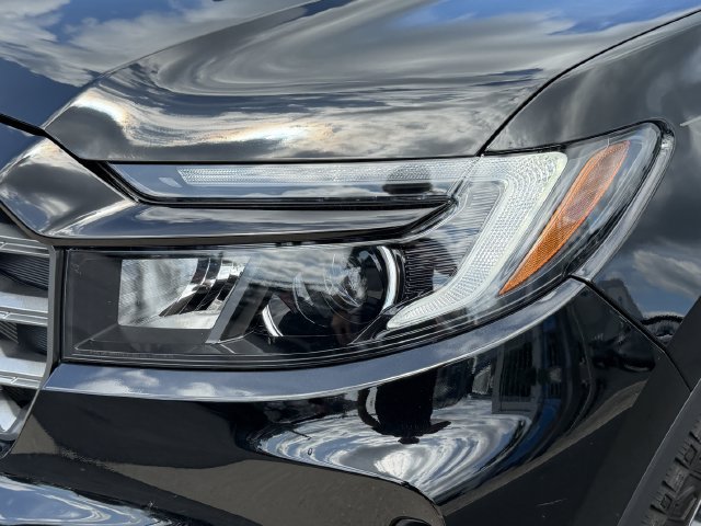 Used 2025 Honda Ridgeline TrailSport image 33