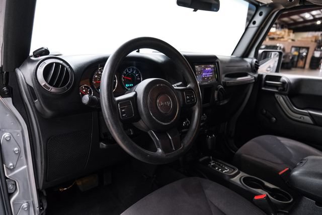 Used 2015 Jeep Wrangler Unlimited Sport AWD/4WD image 12