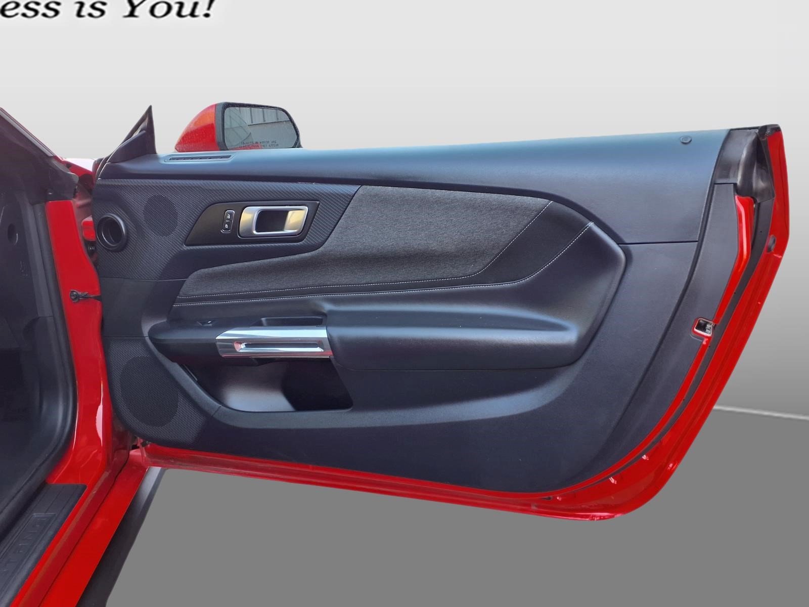 Used 2024 Ford Mustang Convertible RWD image 12
