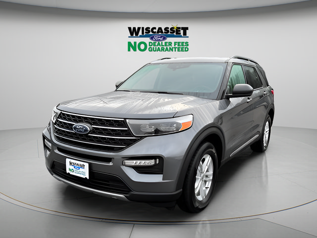 Used 2023 Ford Explorer XLT w/ Equipment Group 202A AWD/4WD image 17