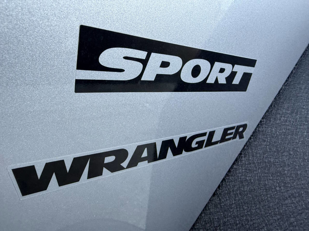 Used 2017 Jeep Wrangler Sport w/ Quick Order Package 24S AWD/4WD image 20
