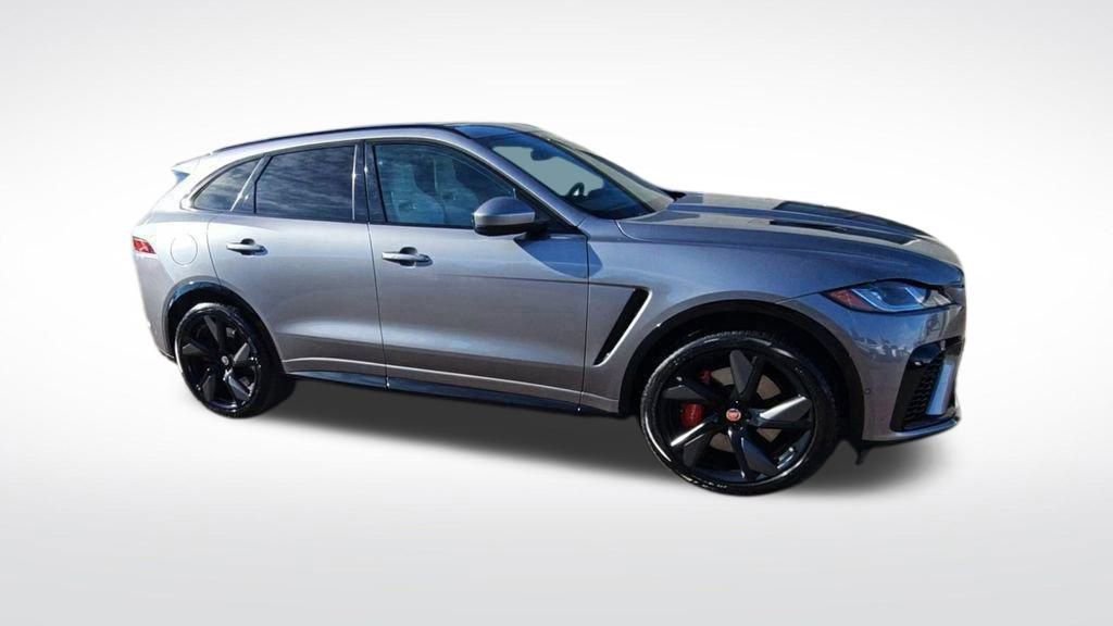 Used 2023 Jaguar F-PACE SVR image 9