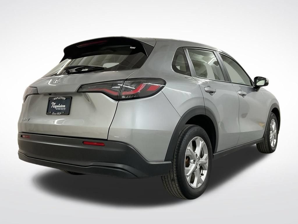 Certified 2024 Honda HR-V LX image 3