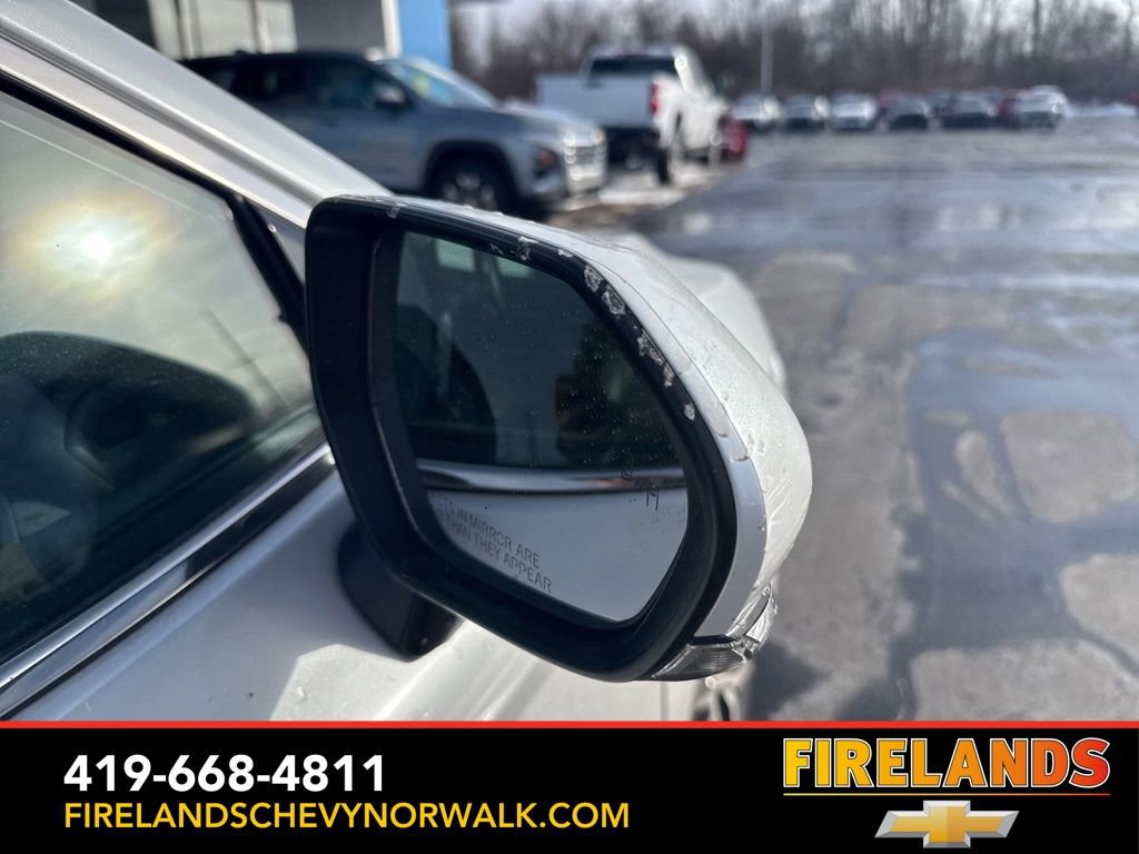 Used 2023 Toyota Camry XLE image 27