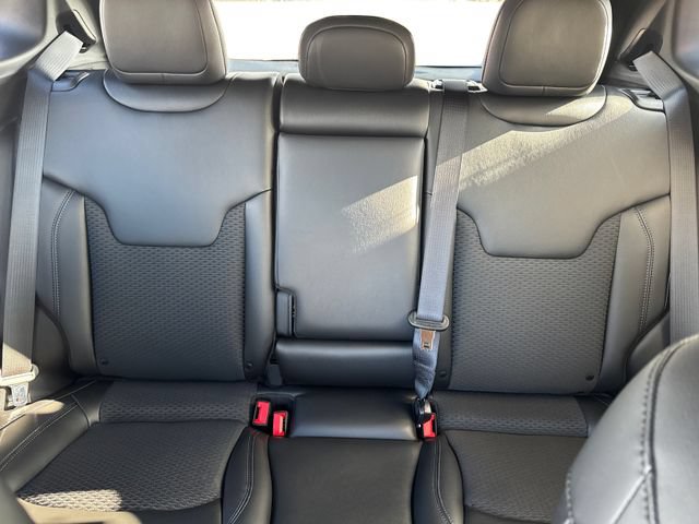 New 2026 Jeep Compass Latitude AWD/4WD image 13