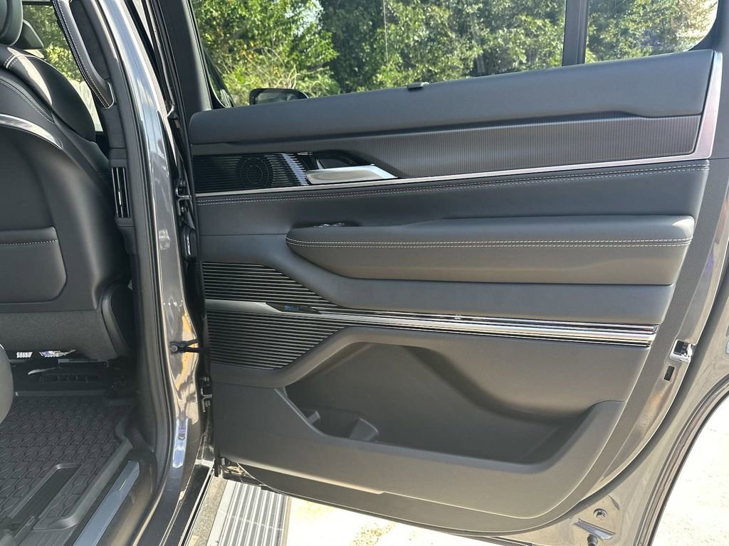 New 2024 Jeep Grand Wagoneer Series II w/ Quick Order Packagew 28T image 13