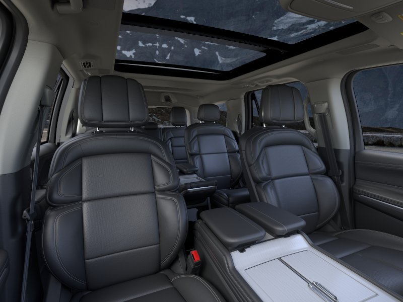 New 2026 Lincoln Navigator Reserve AWD/4WD image 10