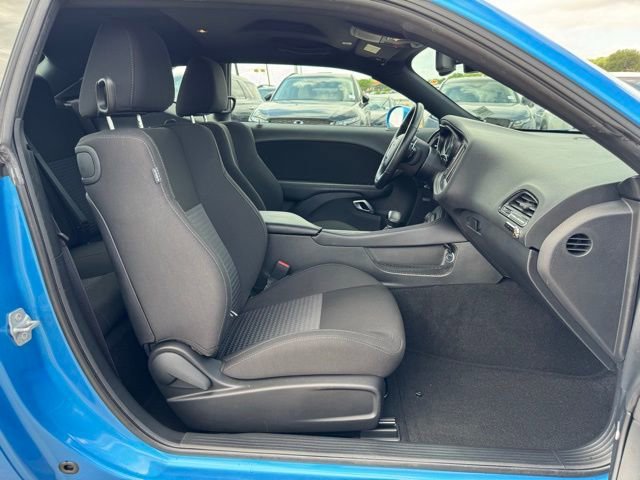 Used 2023 Dodge Challenger R/T w/ Performance Handling Group image 24