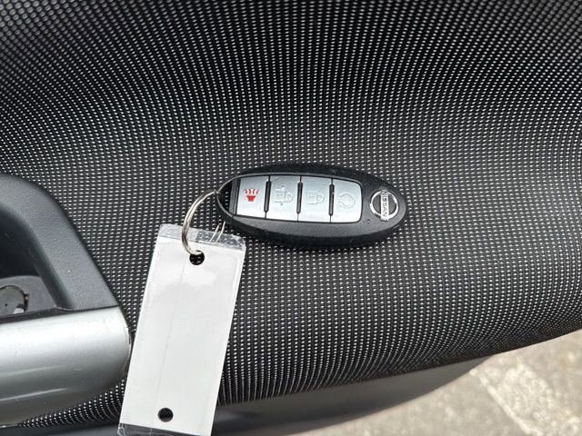 Used 2019 Nissan Kicks SV FWD image 17